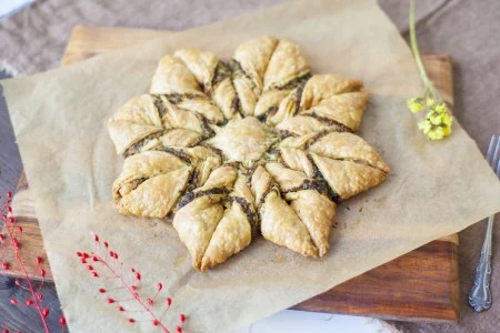 rsz_pesto_puff_pastry_pinwheel