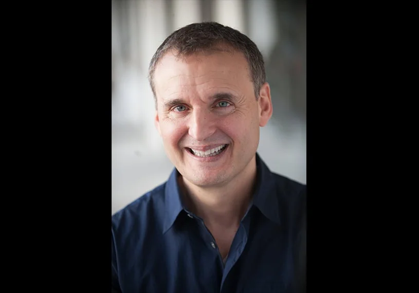 Phil Rosenthal Headshot-feat